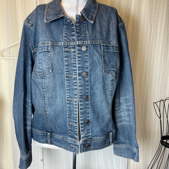 J. Jill Jackets & Blazers - J. Jill classic faded Blue Denim Jean Jacket XL
